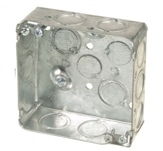 72171-K 4 11/16″ Square wide junction box with knockouts